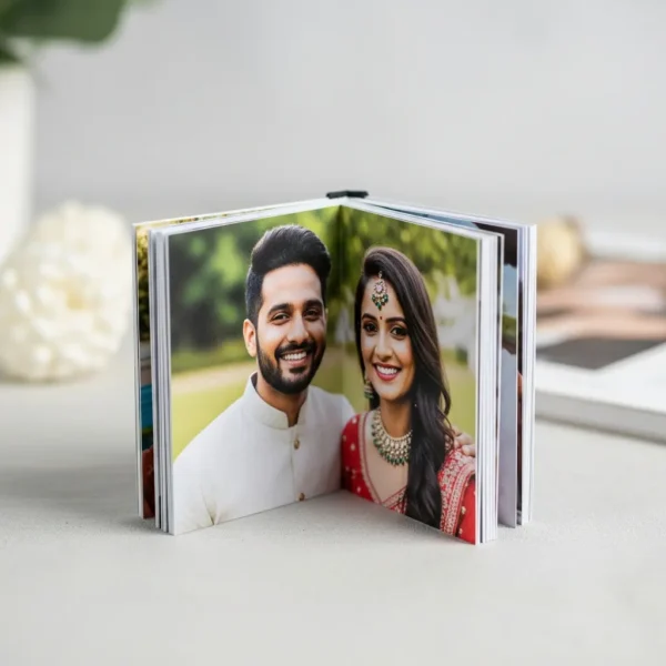 Customized mini photo album (1) Customized mini photo album (1)